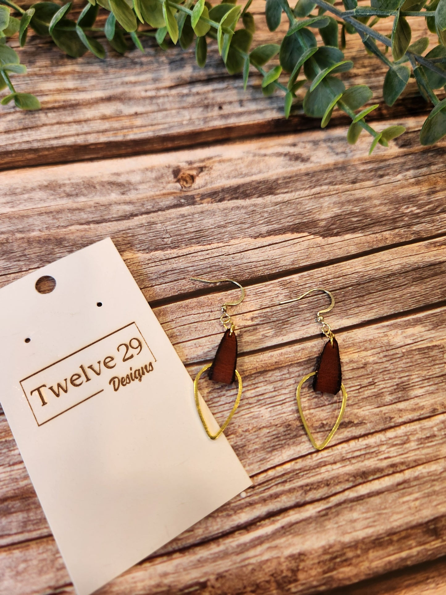 Leather Earrings, English Tan with Small Teardrop Accent