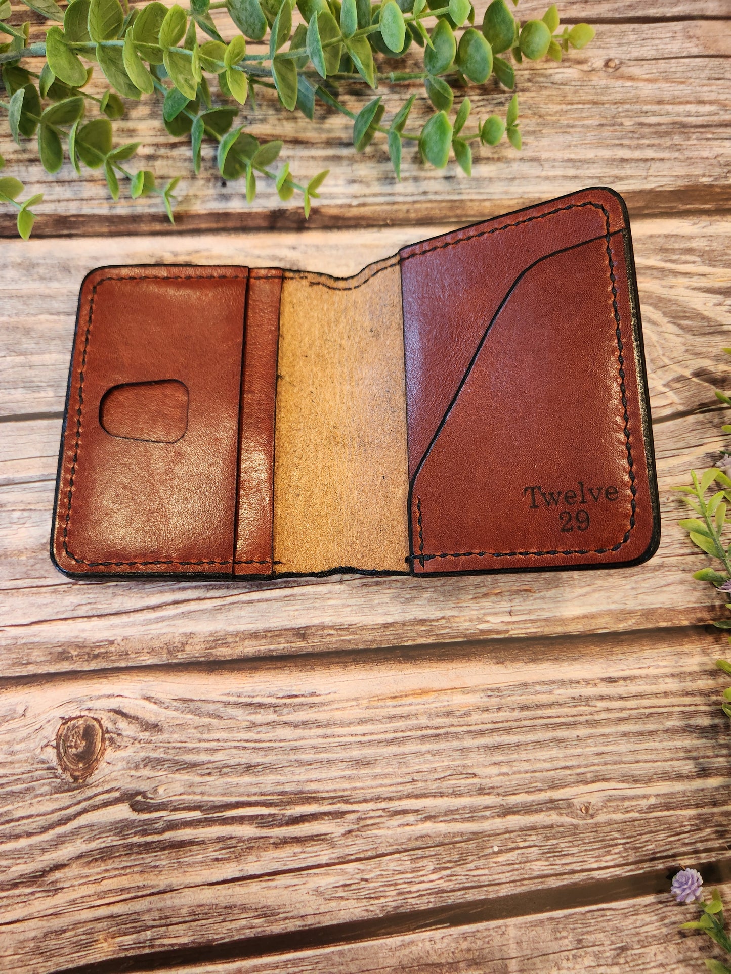 Minimalist Leather Bifold Wallet – Handmade Full Grain Leather Billfold
