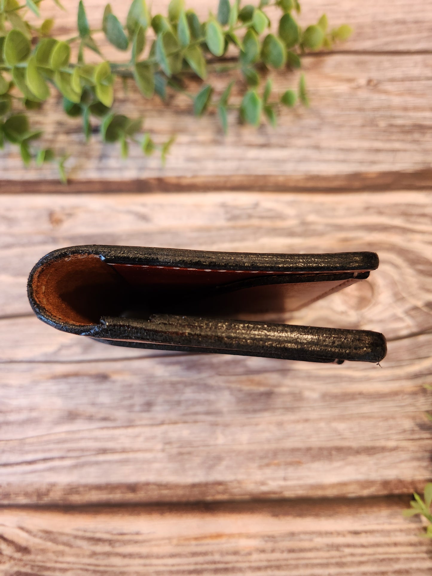 Minimalist Leather Bifold Wallet – Handmade Full Grain Leather Billfold