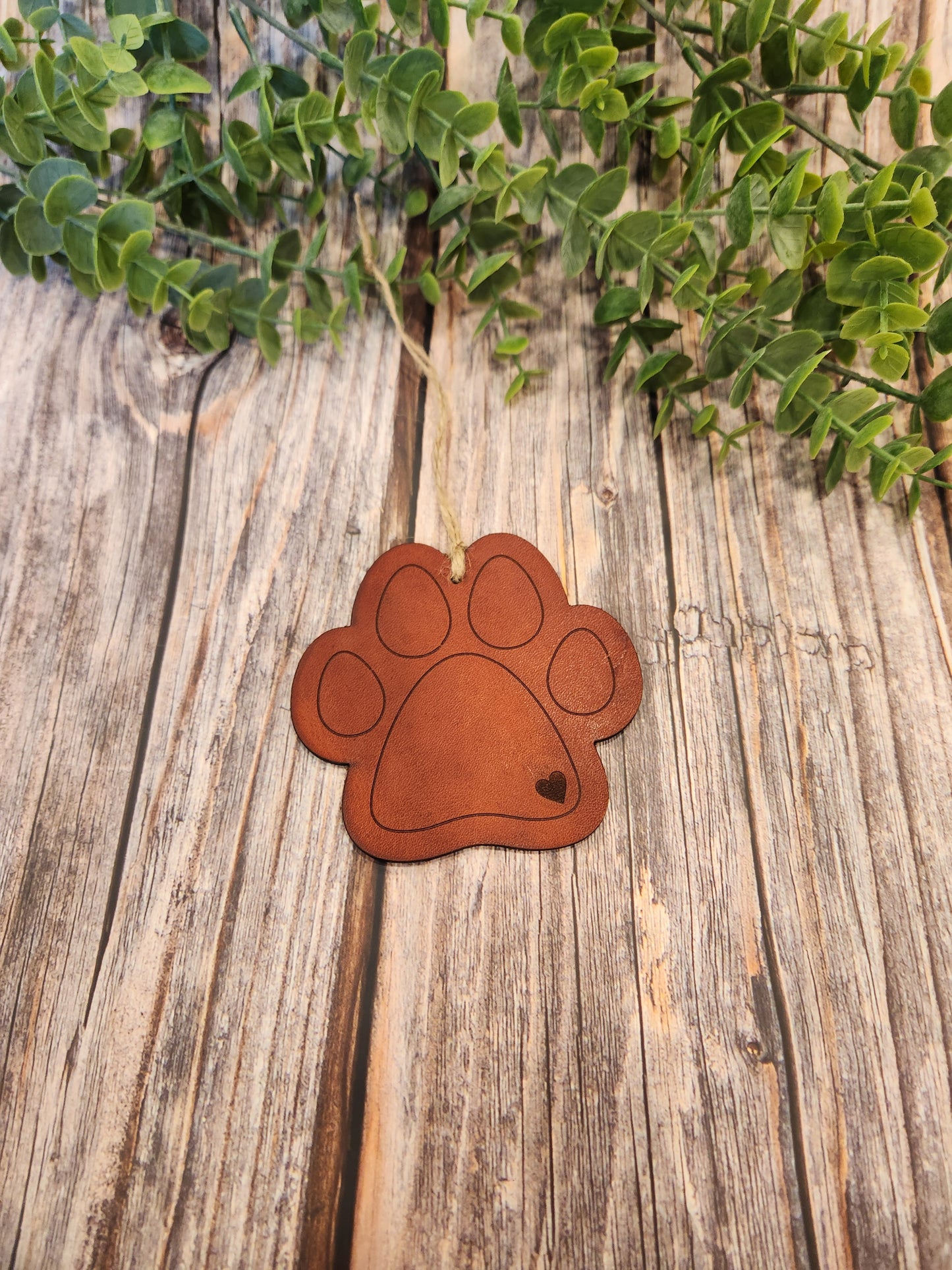 Personalized Full-Grain American Leather Pet Paw Ornament | Custom Name & Year | Dog or Cat Keepsake & Memorial | Handmade in the USA