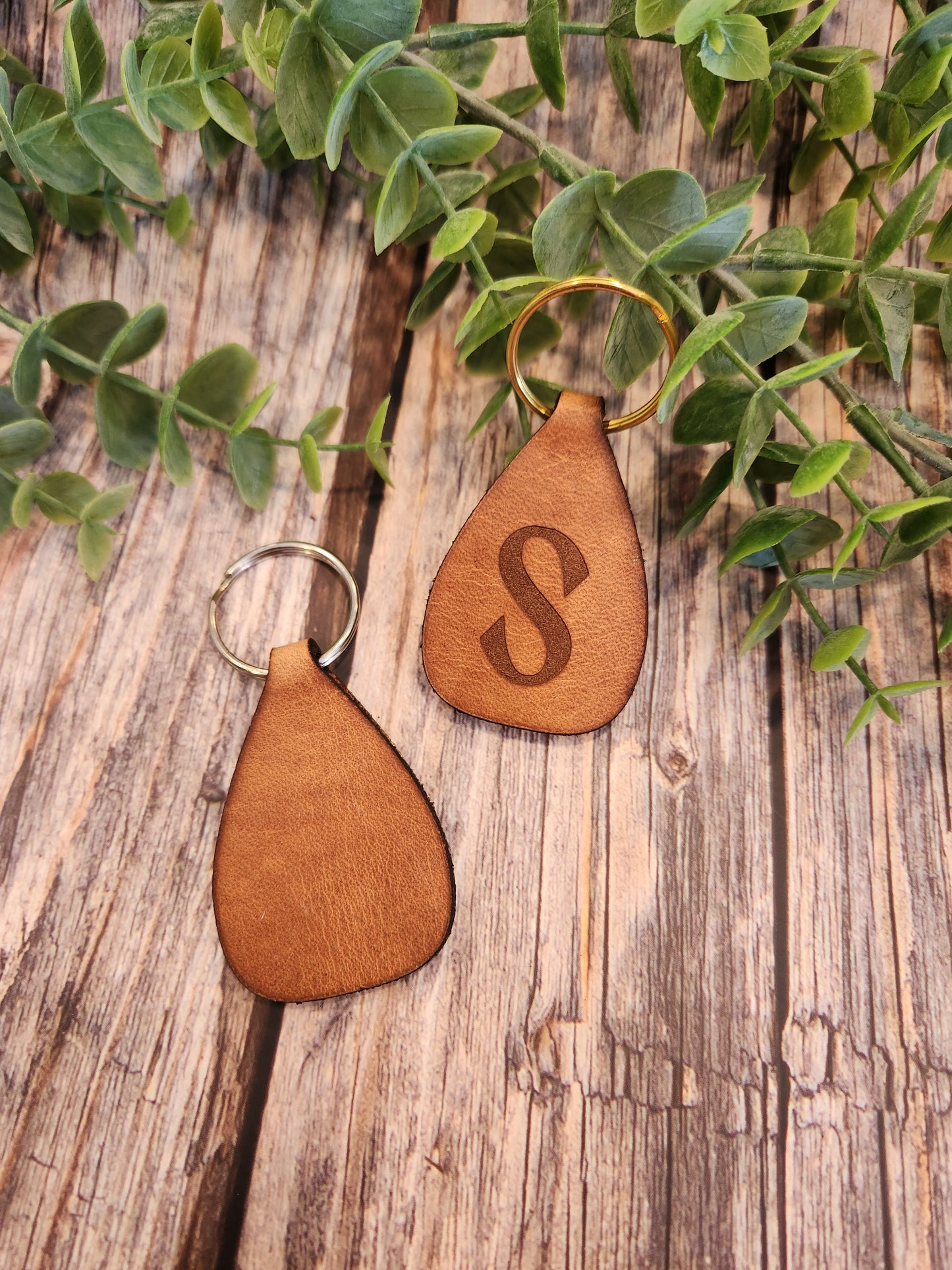 Personalized Full-Grain American Leather Key Fob, Custom Initial | Handcrafted Minimalist Keychain | Handmade in the USA