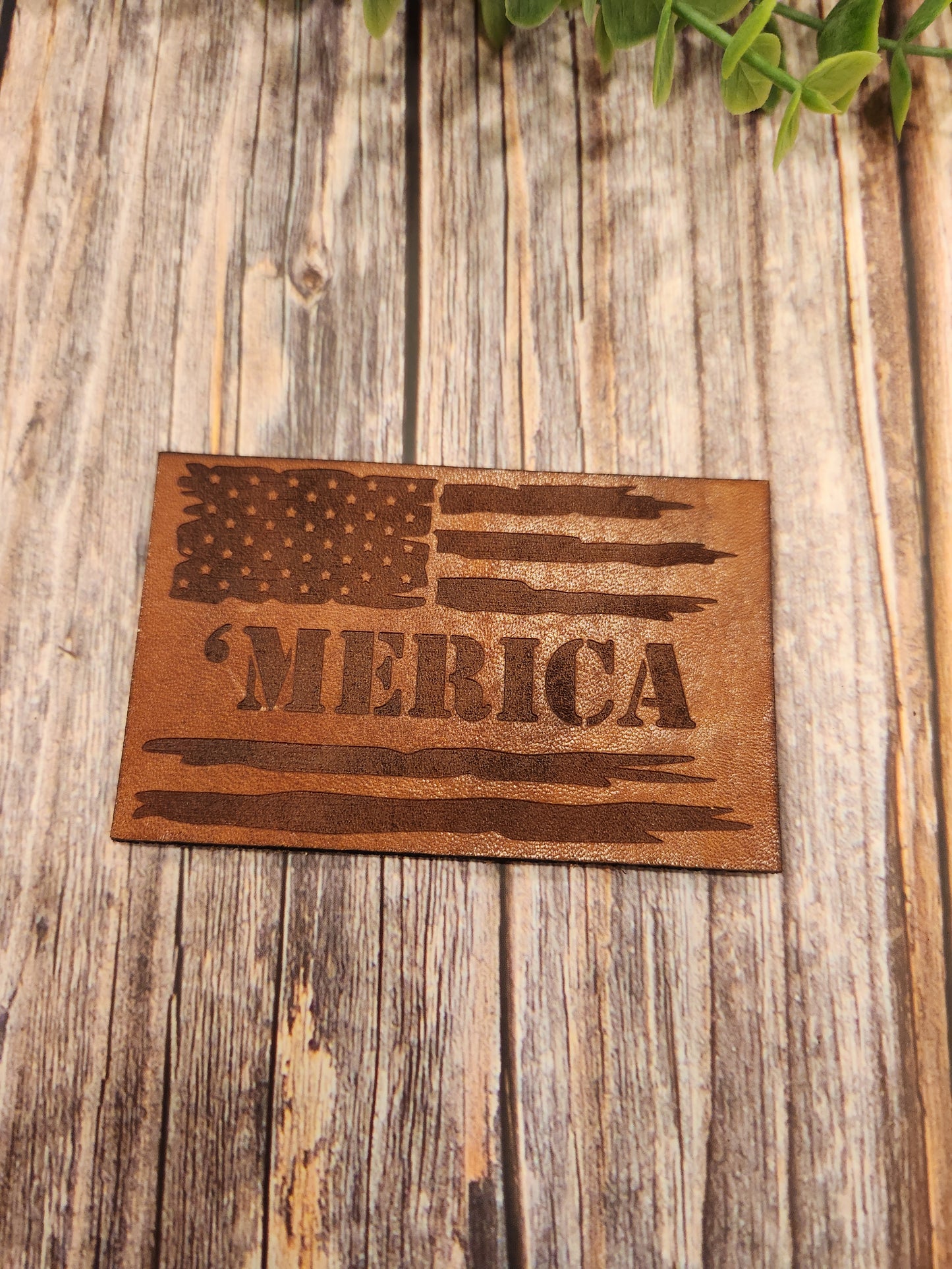 Handcrafted Full-Grain American Leather Pint Glass Sleeve | Includes 16oz Glass | Custom Laser Engraved | Heirloom Quality Barware