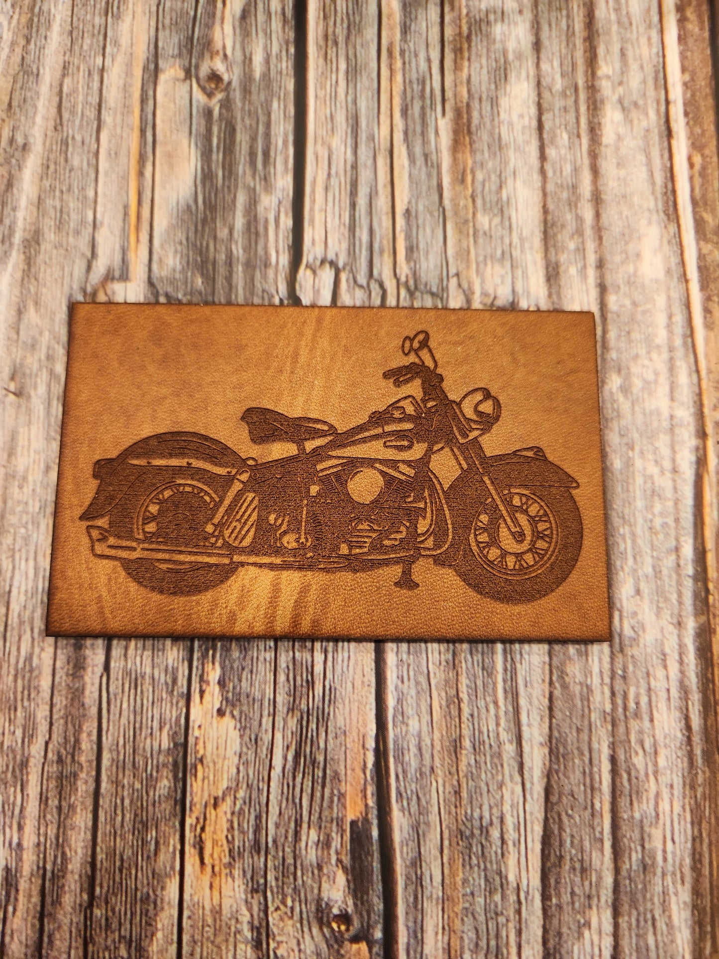 Handcrafted Full-Grain American Leather Pint Glass Sleeve | Includes 16oz Glass | Custom Laser Engraved | Heirloom Quality Barware